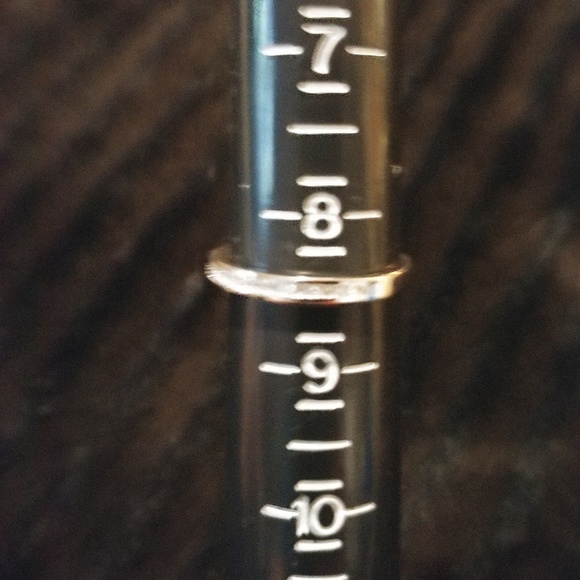 👸Beautiful CZ Ring👸 - Picture 7 of 8